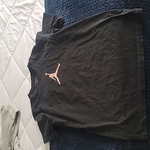 Mens jordan shirt